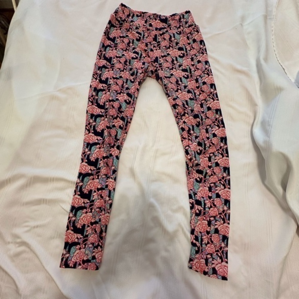 Floral Pink and Black Women’s Leggings